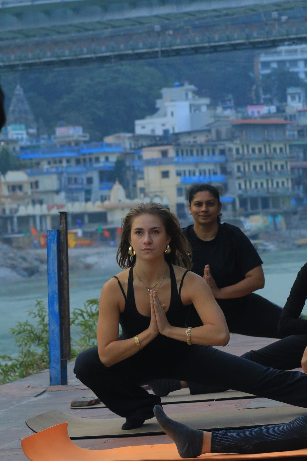 Difference Between Hatha and Vinyasa Yoga Explained