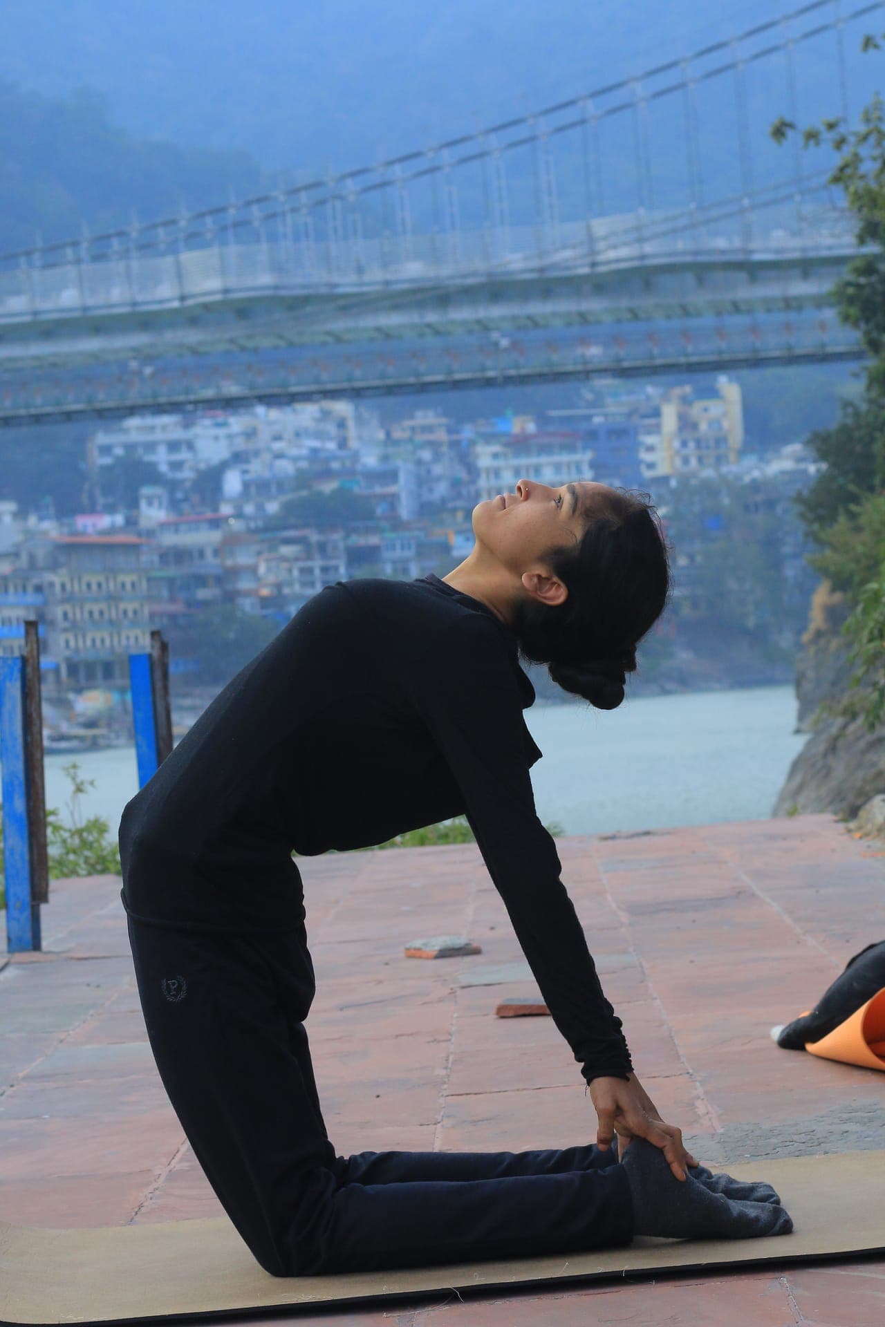 Uttanasana (Standing Forward Bend): Benefits & Technique